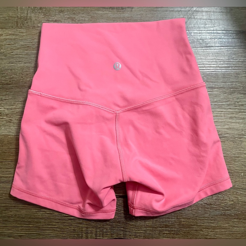 Lululemon Shorts Women’s Size 2 Align High-Rise HR Pink New NWT Athletic Gym - Picture 3 of 8
